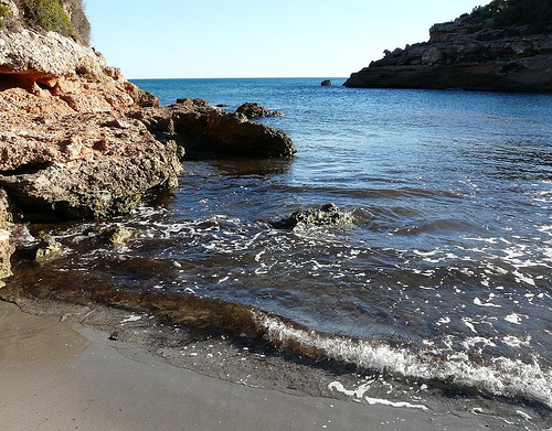 Khám phá bãi biển Vàng ở Tây Ban Nha